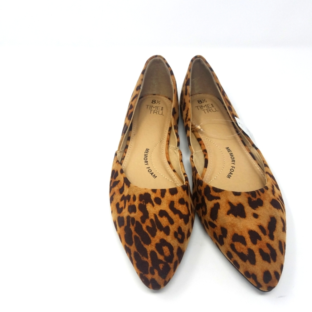 Time & Tru Leopard Print Pointy Toe Flats Slip-on Shoes Women's Size 8.5 NEW - Picture 2 of 6